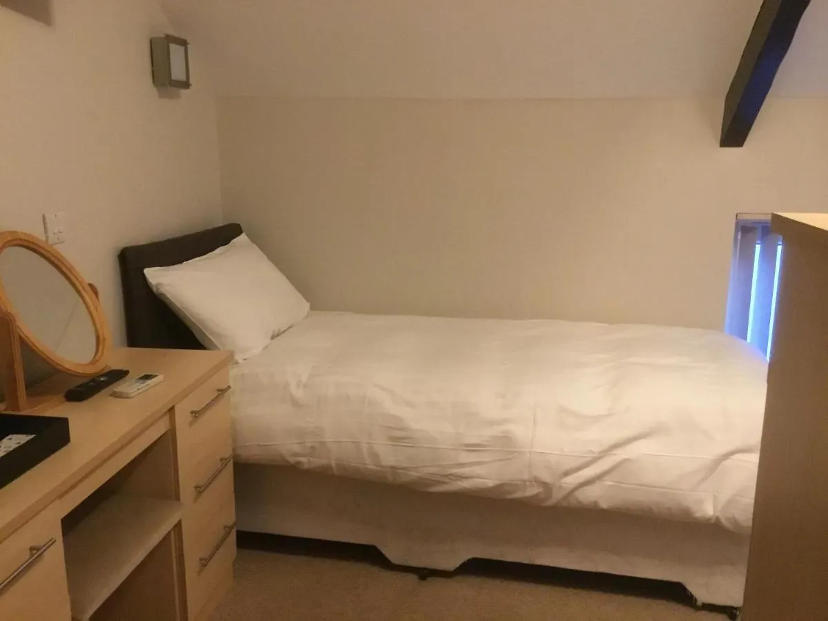 The Loco Hotel Doncaster 2*,